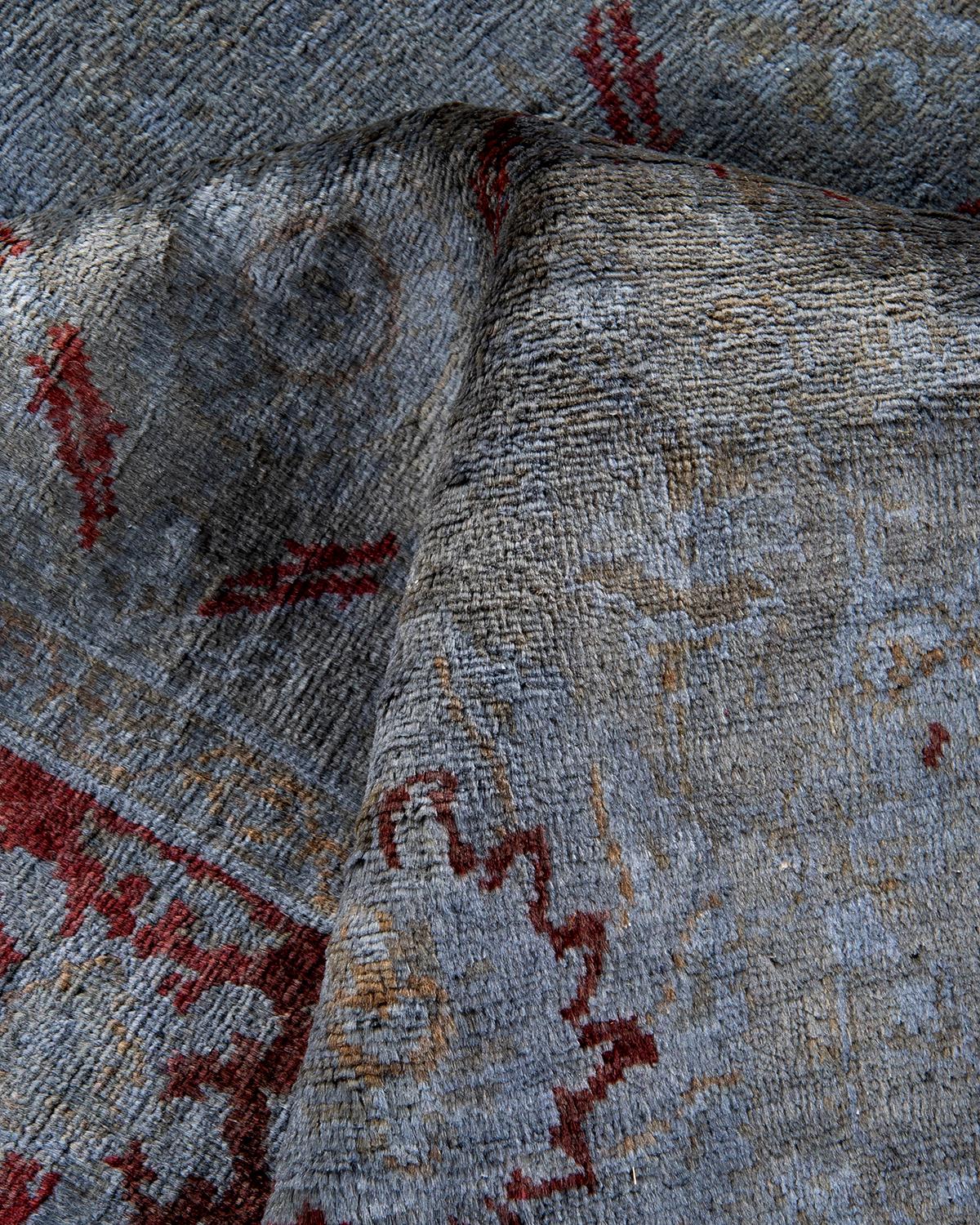 Contemporary Overdyed Hand Knotted Wool Gray Area Rug (Tapis de sol surdimensionné en laine grise nouée à la main) en vente 1