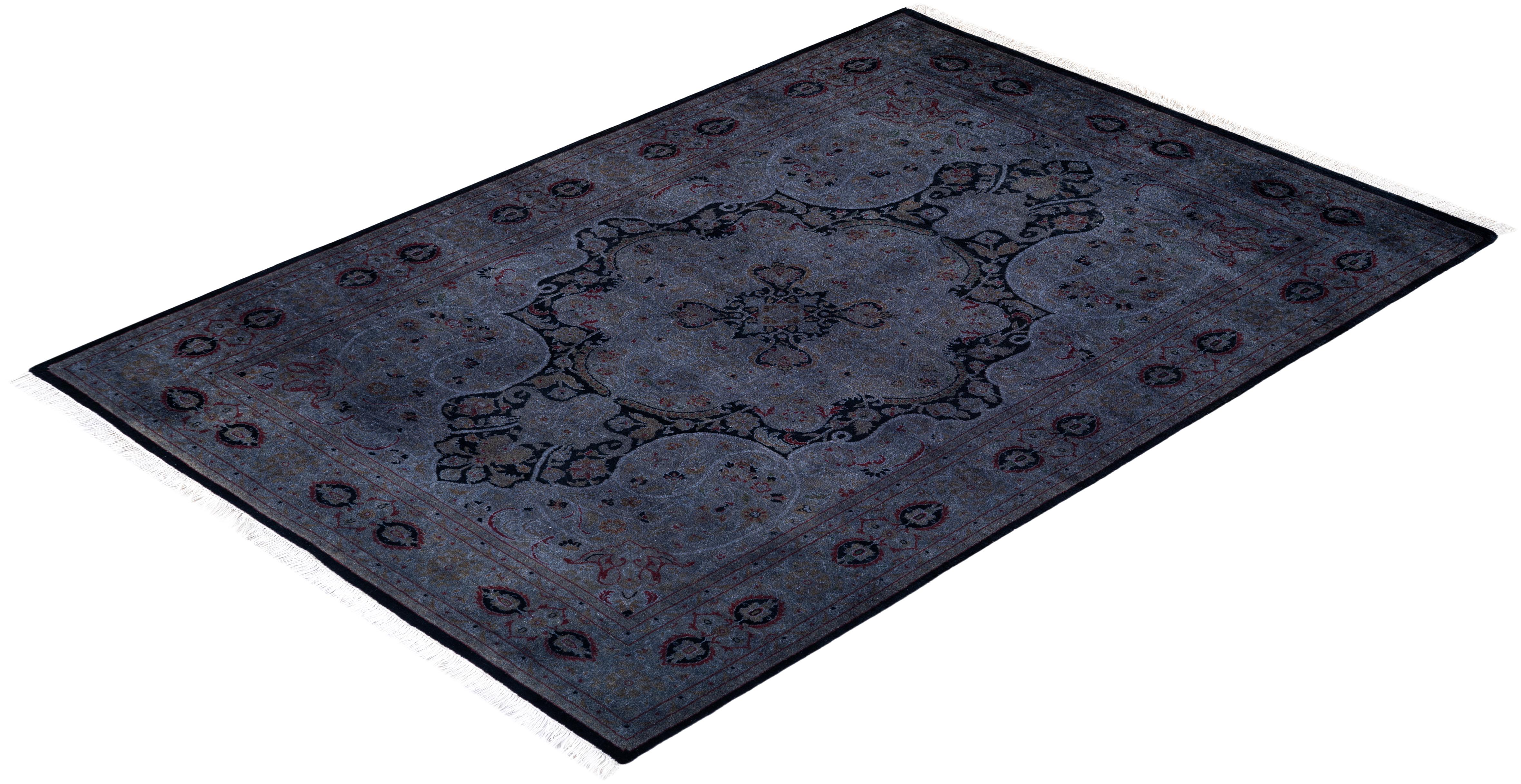 Contemporary Overdyed Hand Knotted Wool Gray Area Rug (Tapis de sol surdimensionné en laine grise nouée à la main) en vente 2