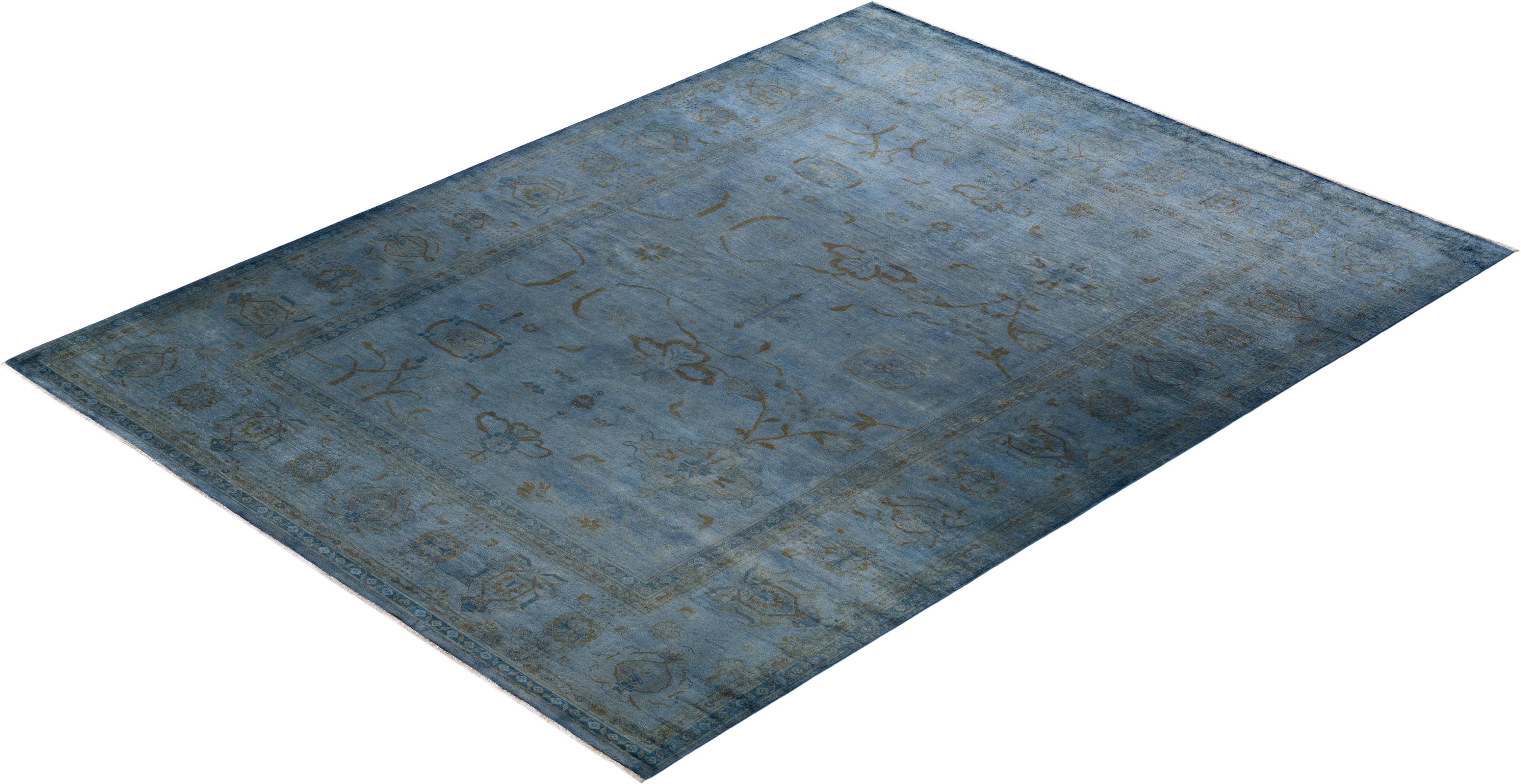 Contemporary Overdyed Hand Knotted Wool Gray Area Rug (Tapis de sol surdimensionné en laine grise nouée à la main) en vente 2