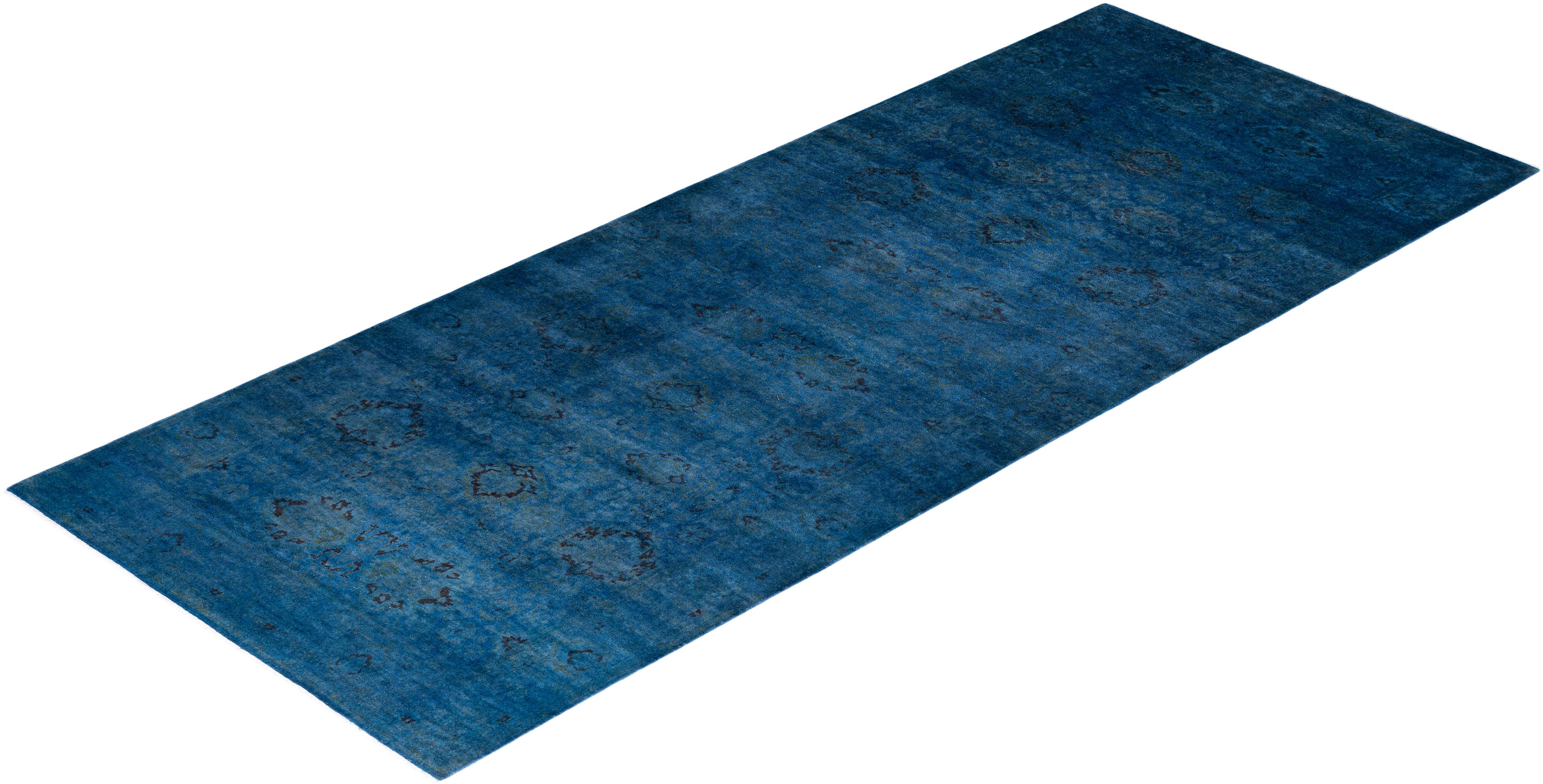 Contemporary Overdyed Hand Knotted Wool Gray Area Rug (Tapis de sol surdimensionné en laine grise nouée à la main) en vente 2