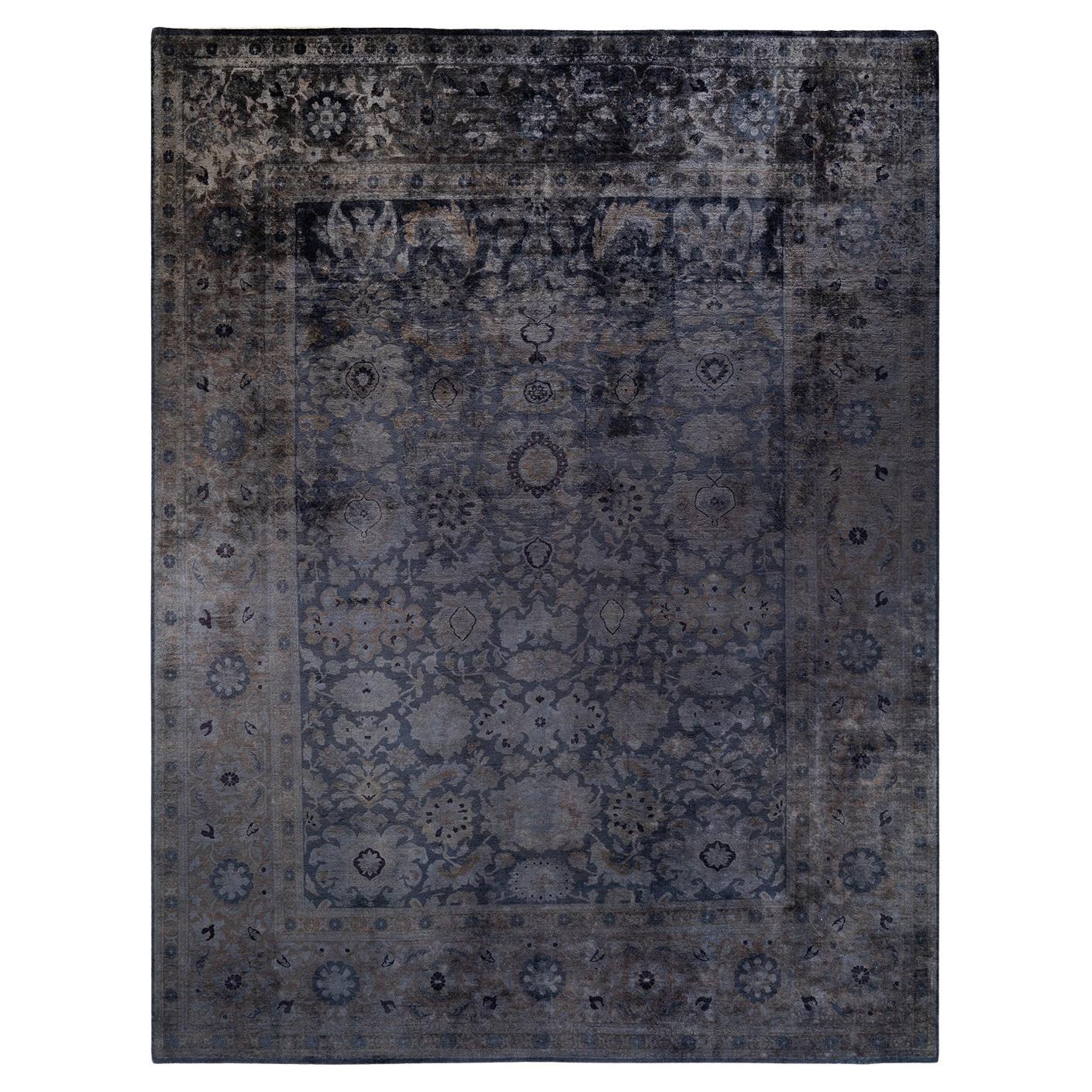 Contemporary Overdyed Hand Knotted Wool Gray Area Rug (Tapis de sol surdimensionné en laine grise nouée à la main)
