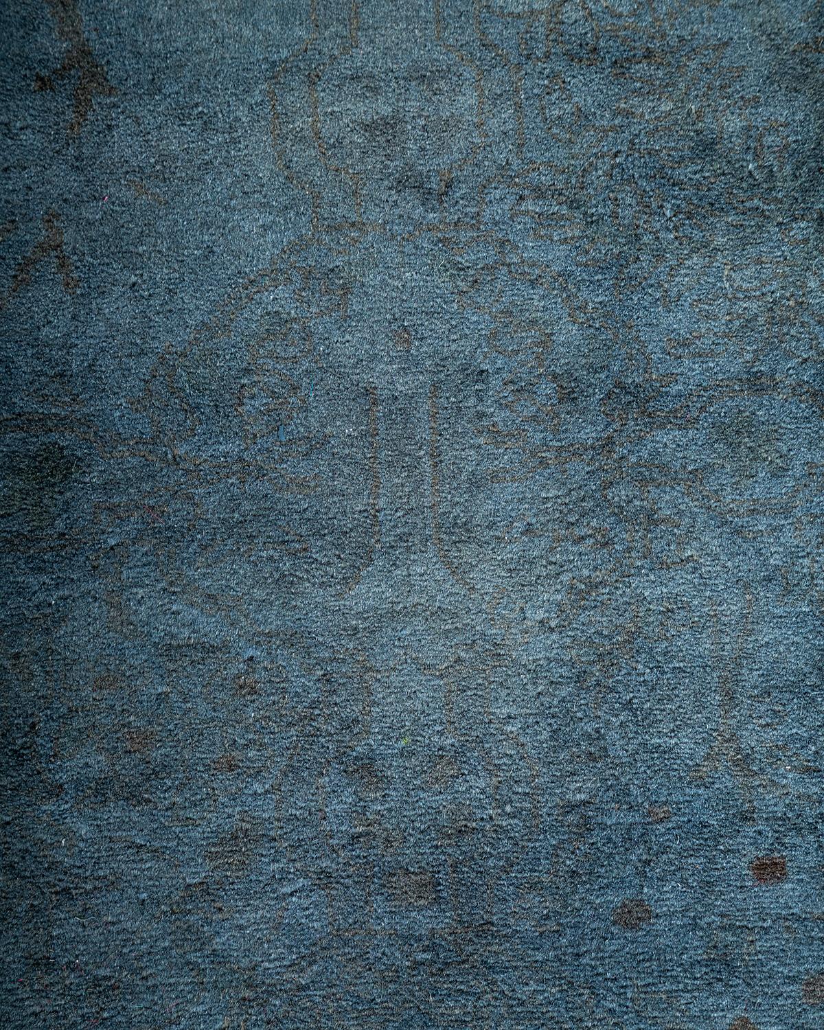 Traves de Mesa Contemporáneo Overdyed Hand Knotted Lana Gris Pakistaní en venta