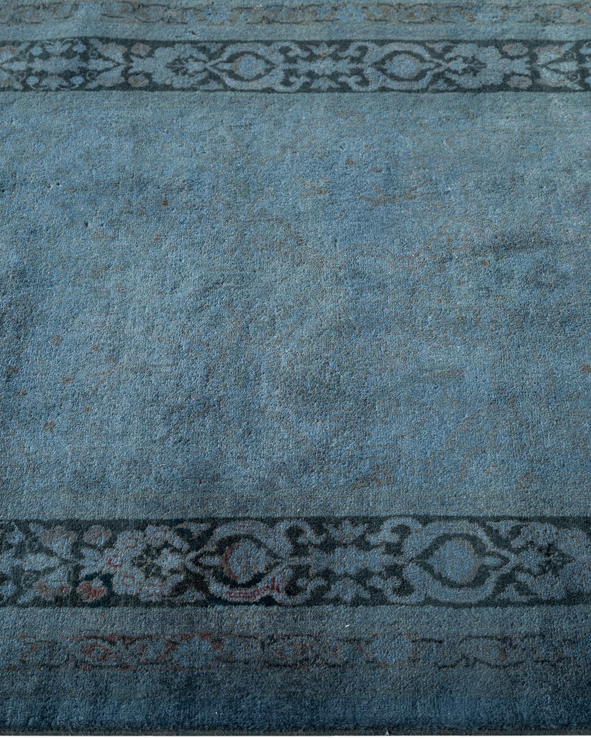 Traves de Mesa Contemporáneo Overdyed Hand Knotted Lana Gris en Nuevo estado para la venta en Norwalk, CT