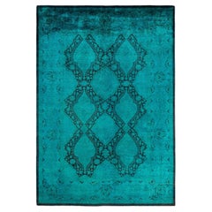 Contemporary Overdyed Hand Knotted Wool Green Area Rug 6' 2" x 8' 10" (tapis en laine surteinte nouée à la main)