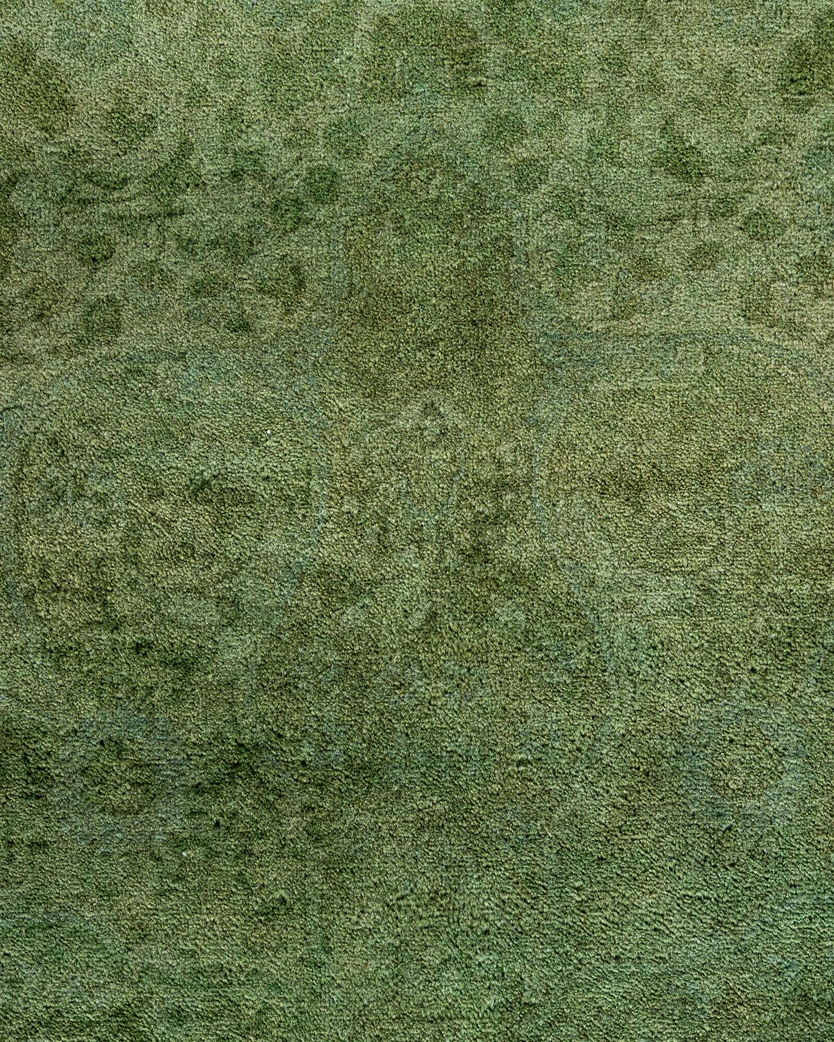 Pakistano Contemporary Overdyed Hand Knots Rugs (Tappeto di lana verde) in vendita