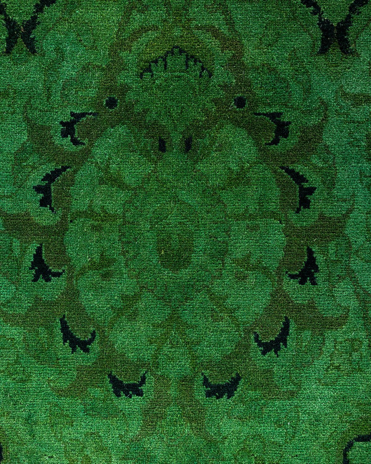Alfombra de lana teñida a mano contemporánea verde Pakistaní en venta