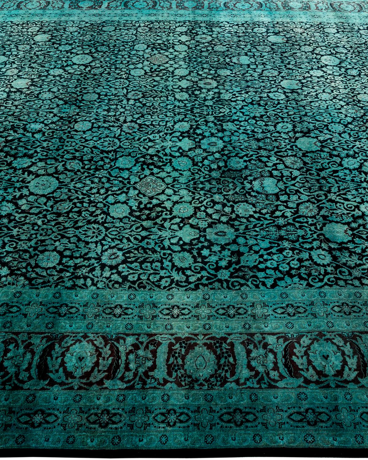 Contemporary Overdyed Handknotted Wool Green Area Rug im Zustand „Neu“ im Angebot in Norwalk, CT