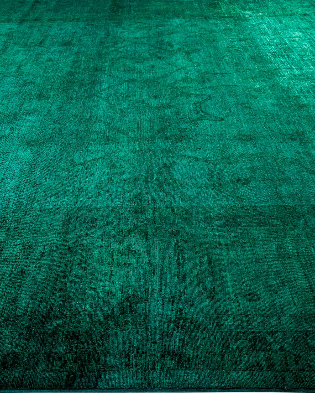 Contemporary Overdyed Handknotted Wool Green Area Rug im Zustand „Neu“ im Angebot in Norwalk, CT