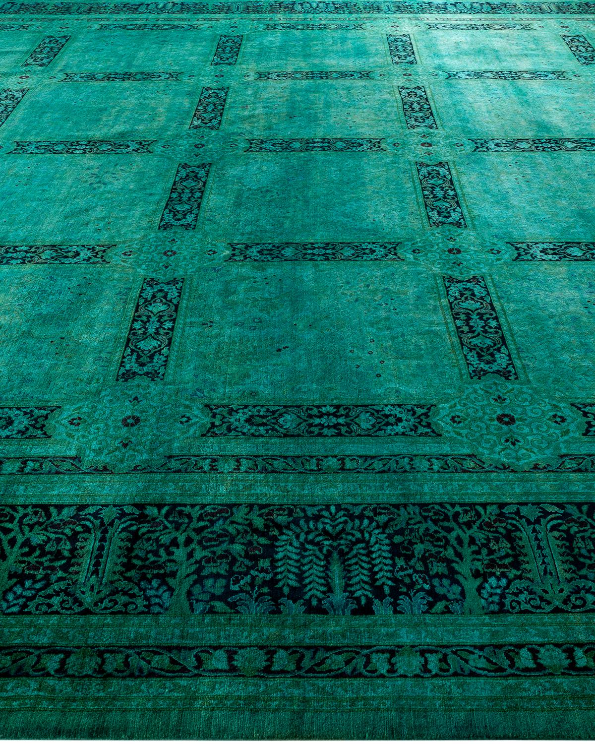 Contemporary Overdyed Hand Knotted Wool Green Area Rug In New Condition For Sale In Norwalk, CT