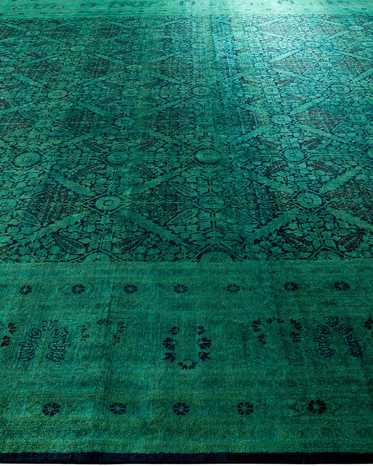 Contemporary Overdyed Hand Knotted Wool Green Area Rug In New Condition For Sale In Norwalk, CT