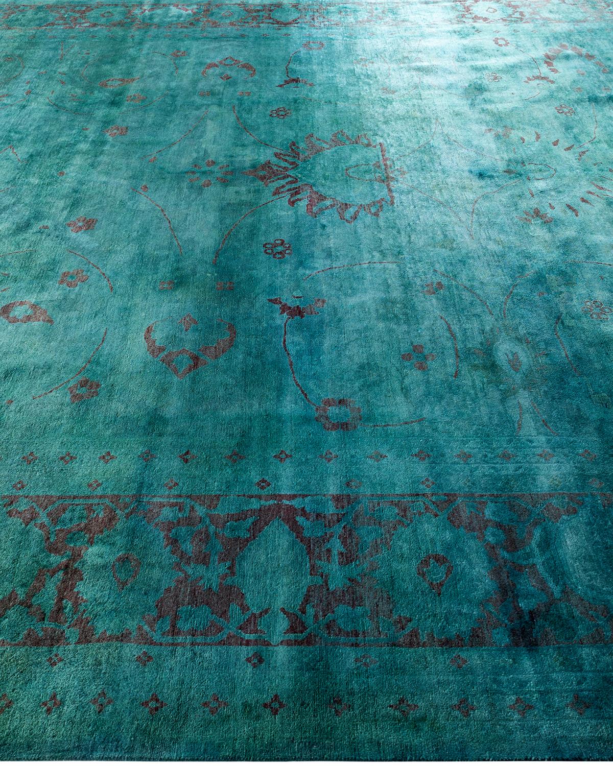 Contemporary Overdyed Hand Knotted Wool Green Area Rug In New Condition For Sale In Norwalk, CT