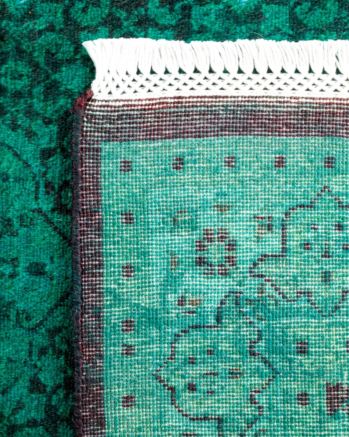 XXI secolo e contemporaneo Contemporary Overdyed Hand Knots Rugs (Tappeto di lana verde) in vendita