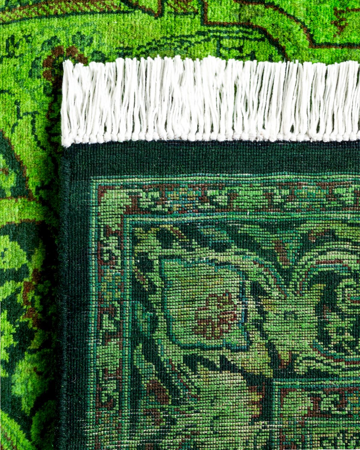 Contemporary Overdyed Handknotted Wool Green Area Rug (21. Jahrhundert und zeitgenössisch) im Angebot