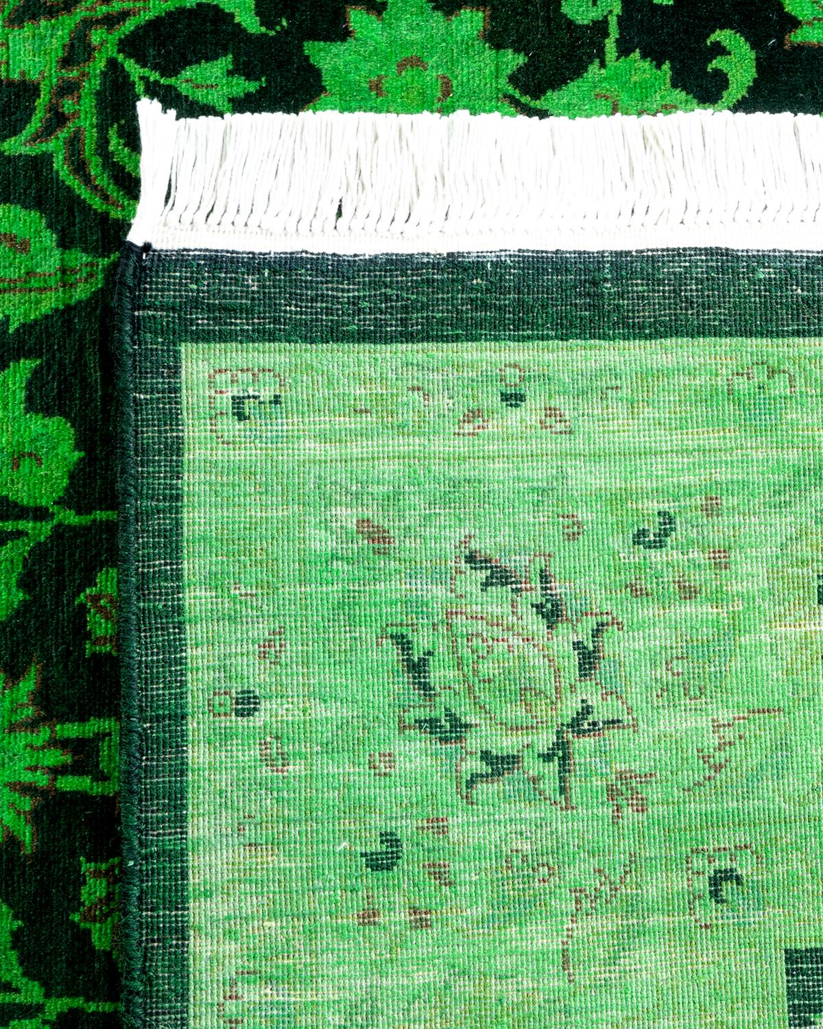 Contemporary Overdyed Handknotted Wool Green Area Rug (21. Jahrhundert und zeitgenössisch) im Angebot