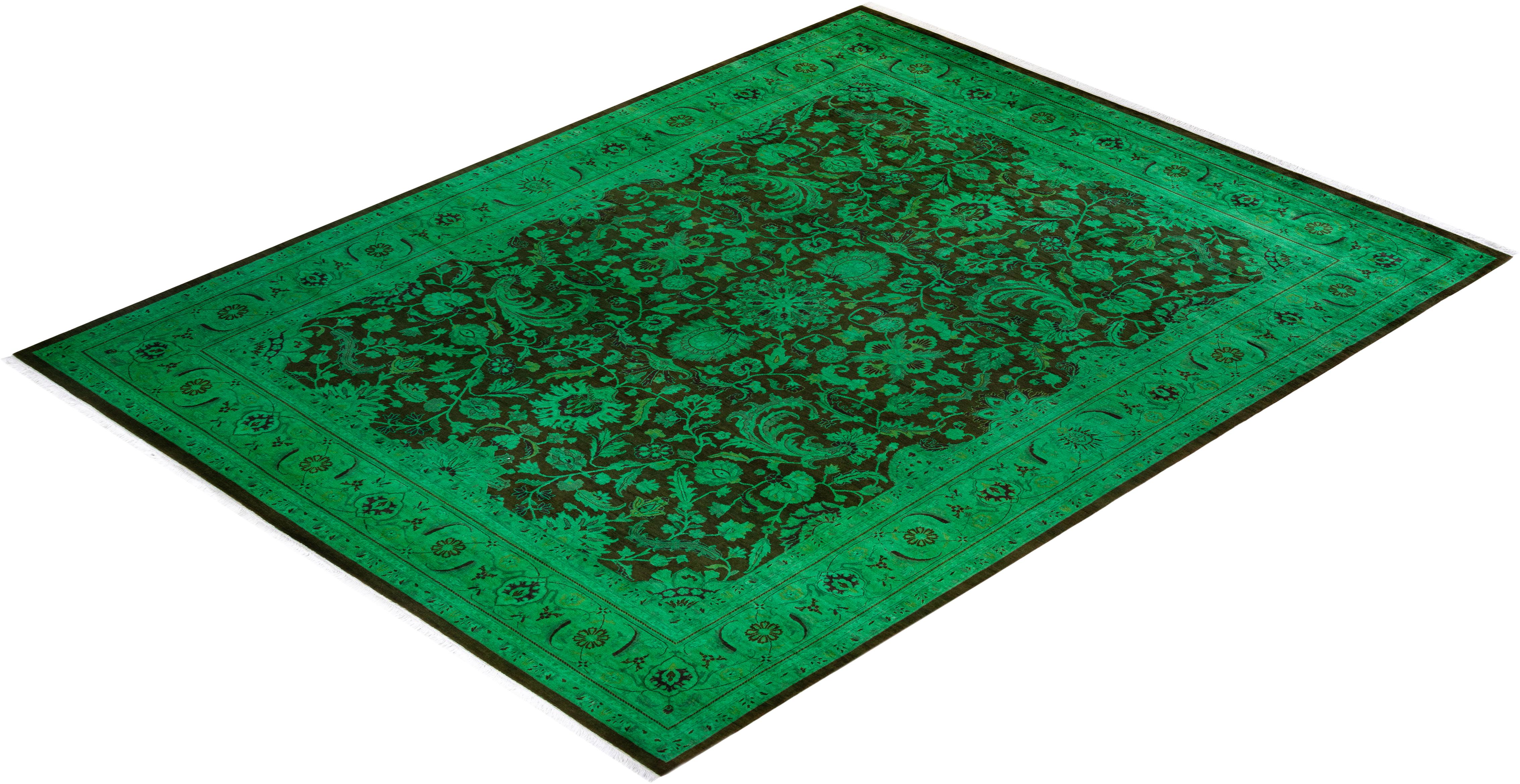 Contemporary Overdyed Hand Knots Rugs (Tappeto di lana verde) in vendita 2
