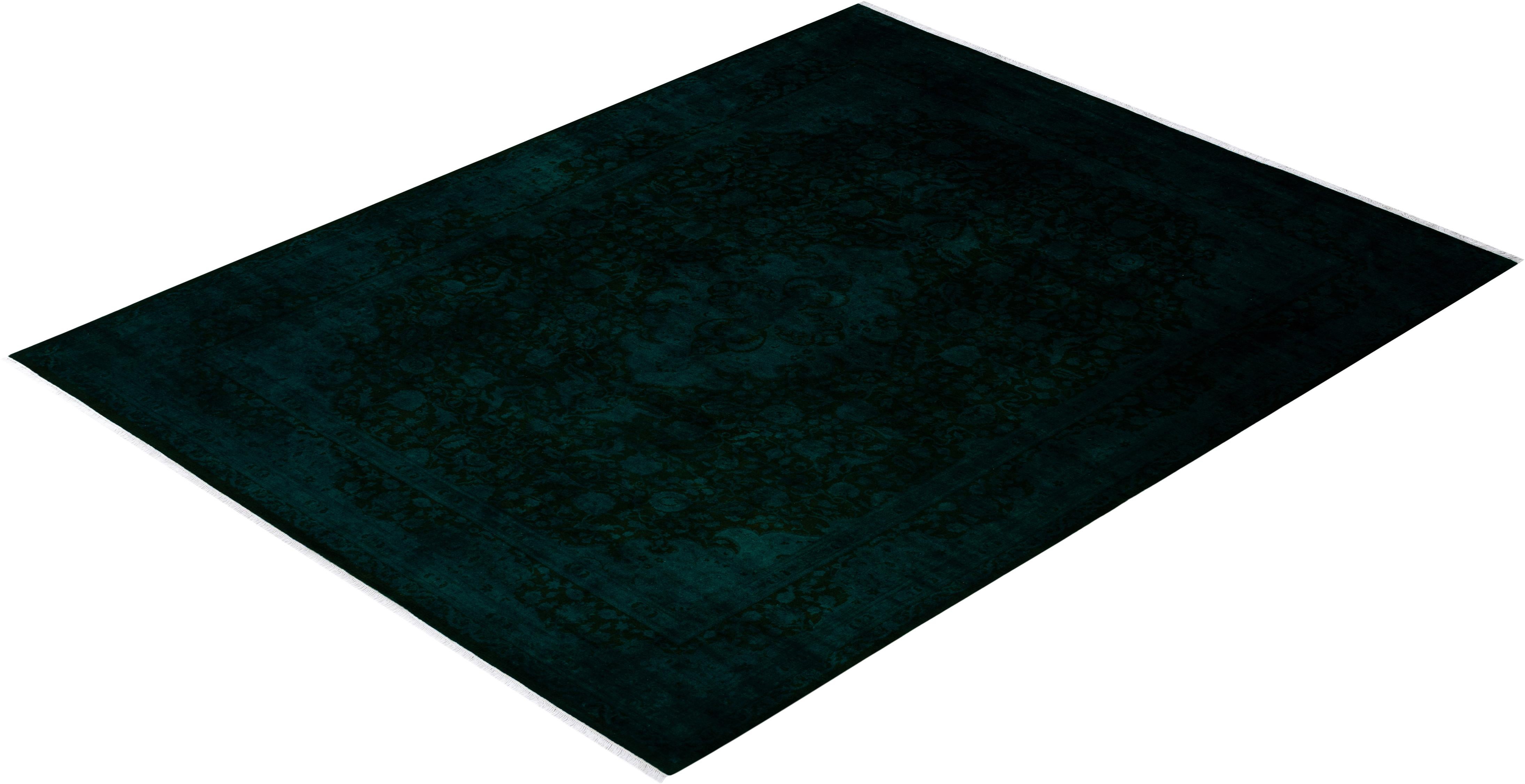 Contemporary Overdyed Hand Knotted Wool Green Area Rug (tapis en laine surteinte nouée à la main) en vente 2