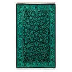 Contemporary Overdyed Hand Knotted Wool Green Area Rug (tapis en laine surteinte nouée à la main)
