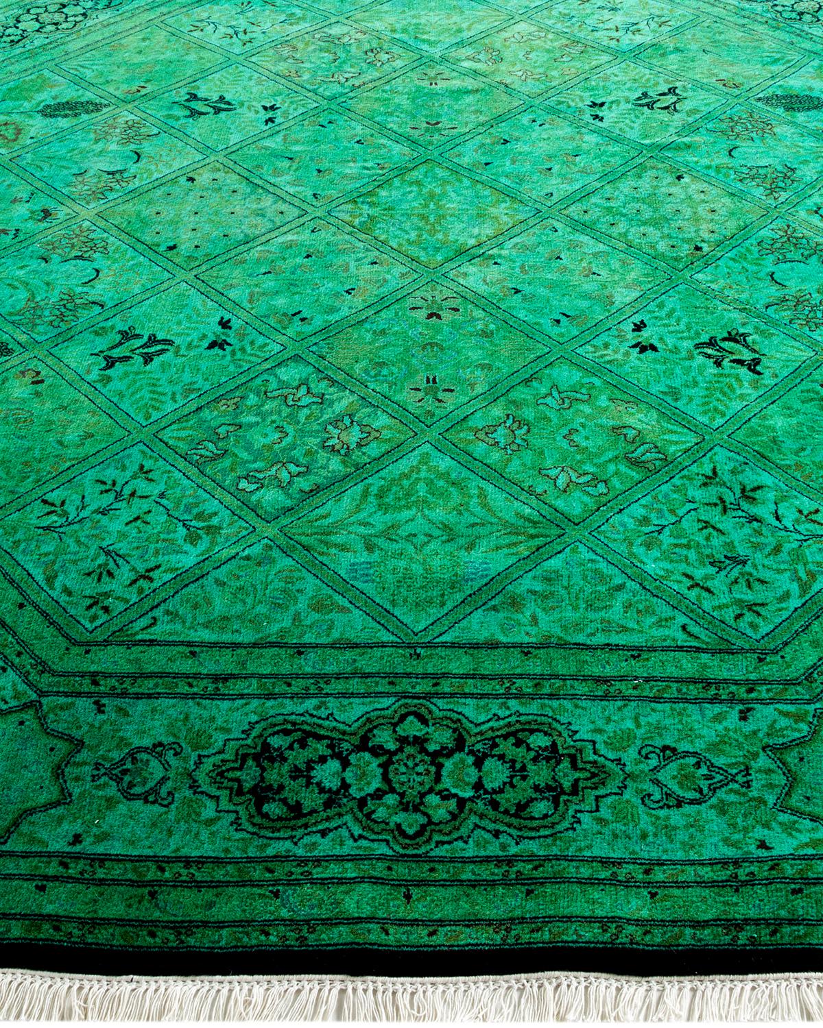 Contemporary Overdyed Hand Knotted Wool Green Octagon Area Rug In New Condition For Sale In Norwalk, CT