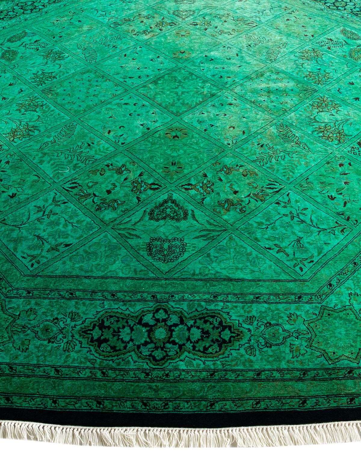 Contemporary Overdyed Hand Knotted Wool Green Octagon Area Rug In New Condition For Sale In Norwalk, CT