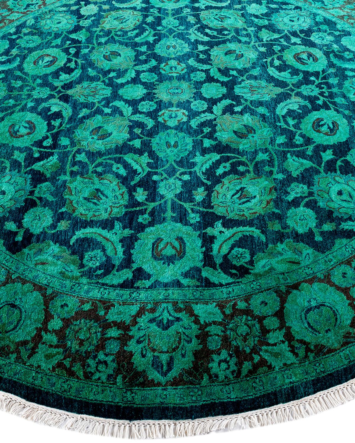 Contemporary Overdyed Hand Knotted Wool Green Round Area Rug In New Condition For Sale In Norwalk, CT