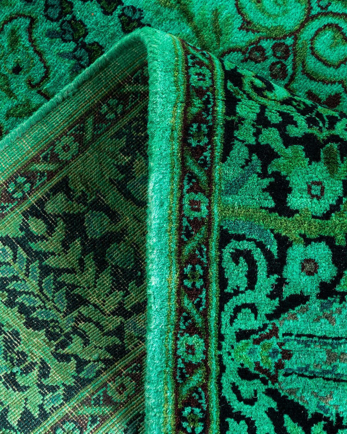 Laine Chemin de table contemporain en laine surteinte nouée à la main, de couleur verte en vente