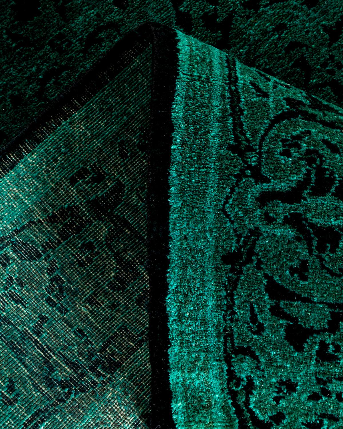 Traves de Mesa Contemporáneo Overdyed Hand Knotted Lana Verde en venta 1