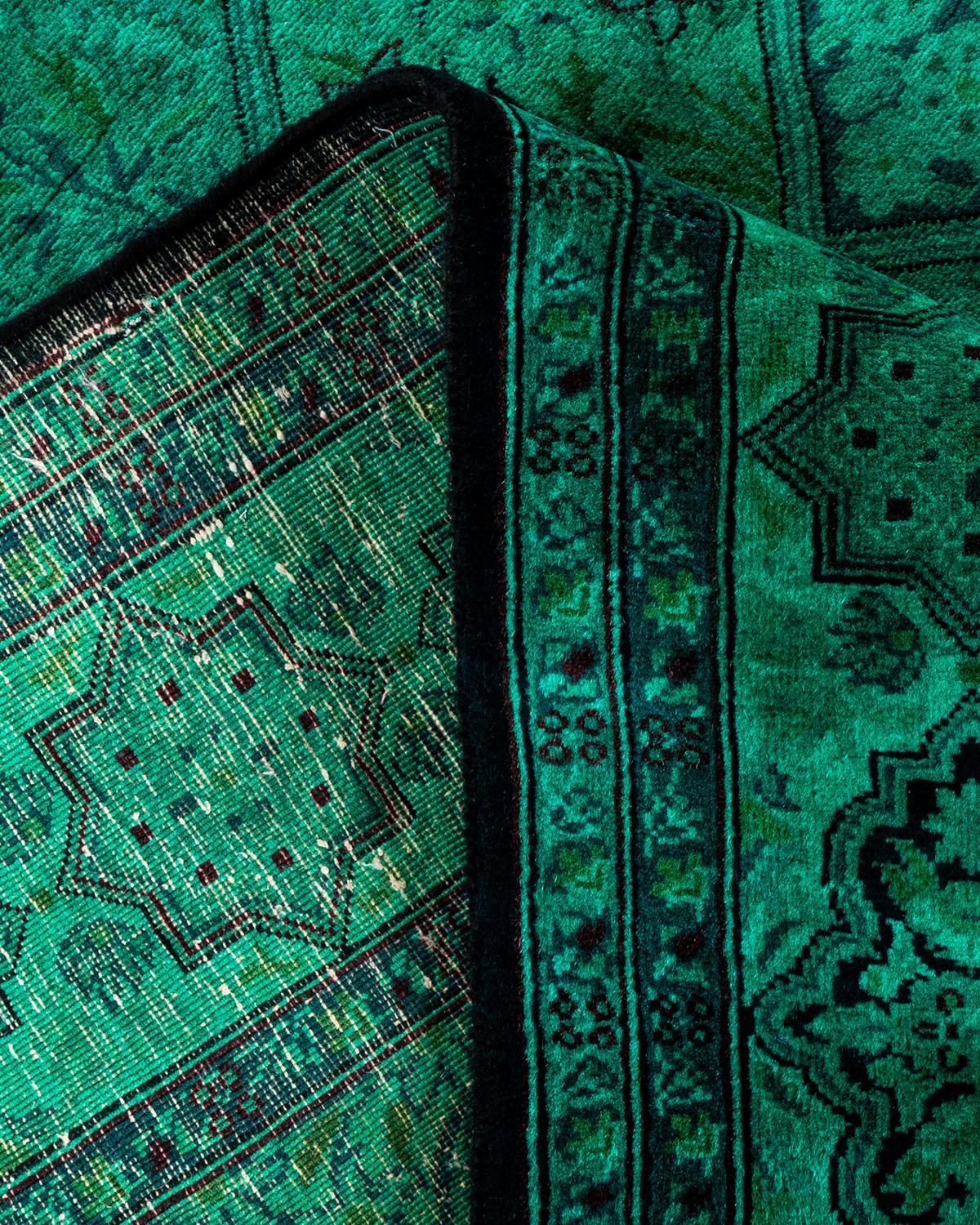 Traves de Mesa Contemporáneo Overdyed Hand Knotted Lana Verde en venta 1