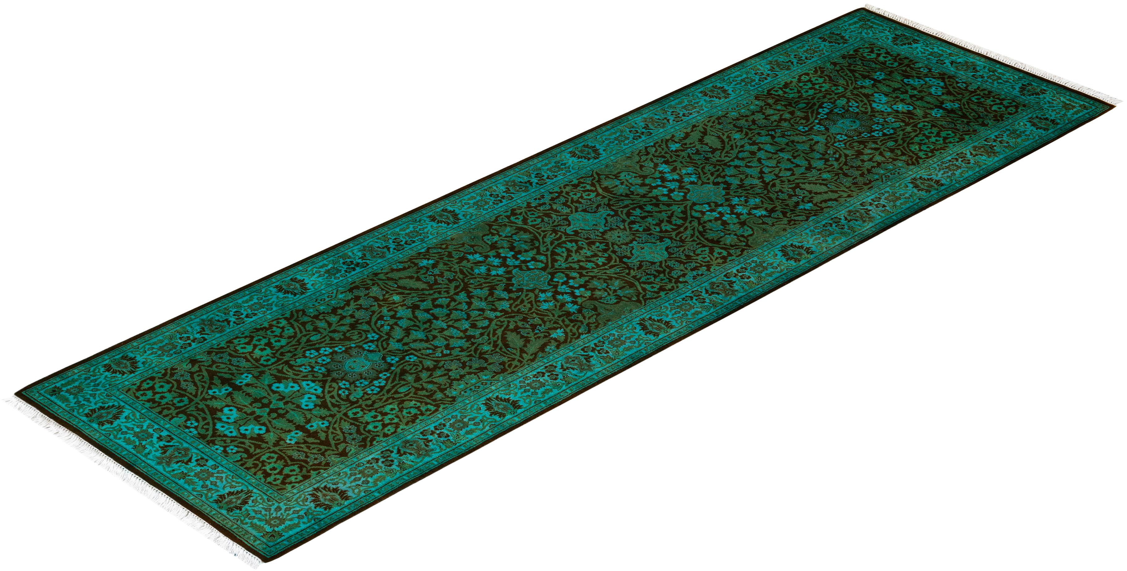Chemin de table contemporain en laine surteinte nouée à la main, de couleur verte en vente 2