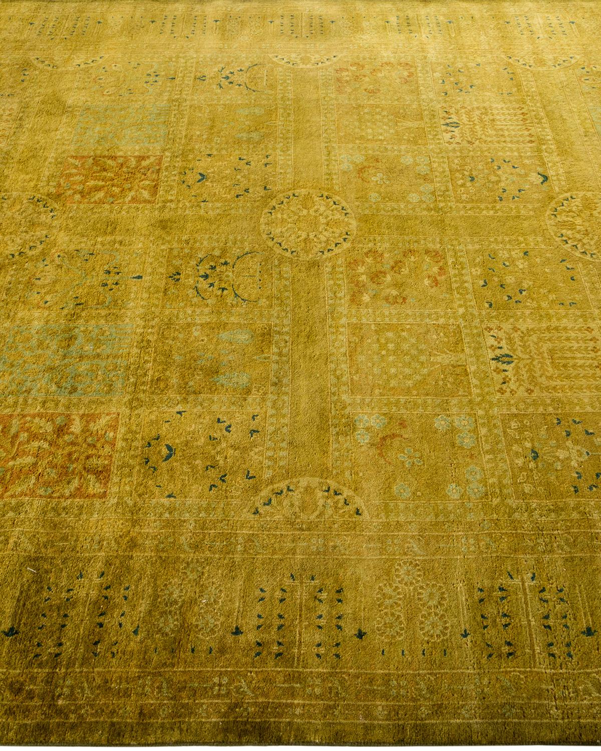 Contemporary Overdyed Hand Knotted Wool Multi Area Rug im Zustand „Neu“ im Angebot in Norwalk, CT