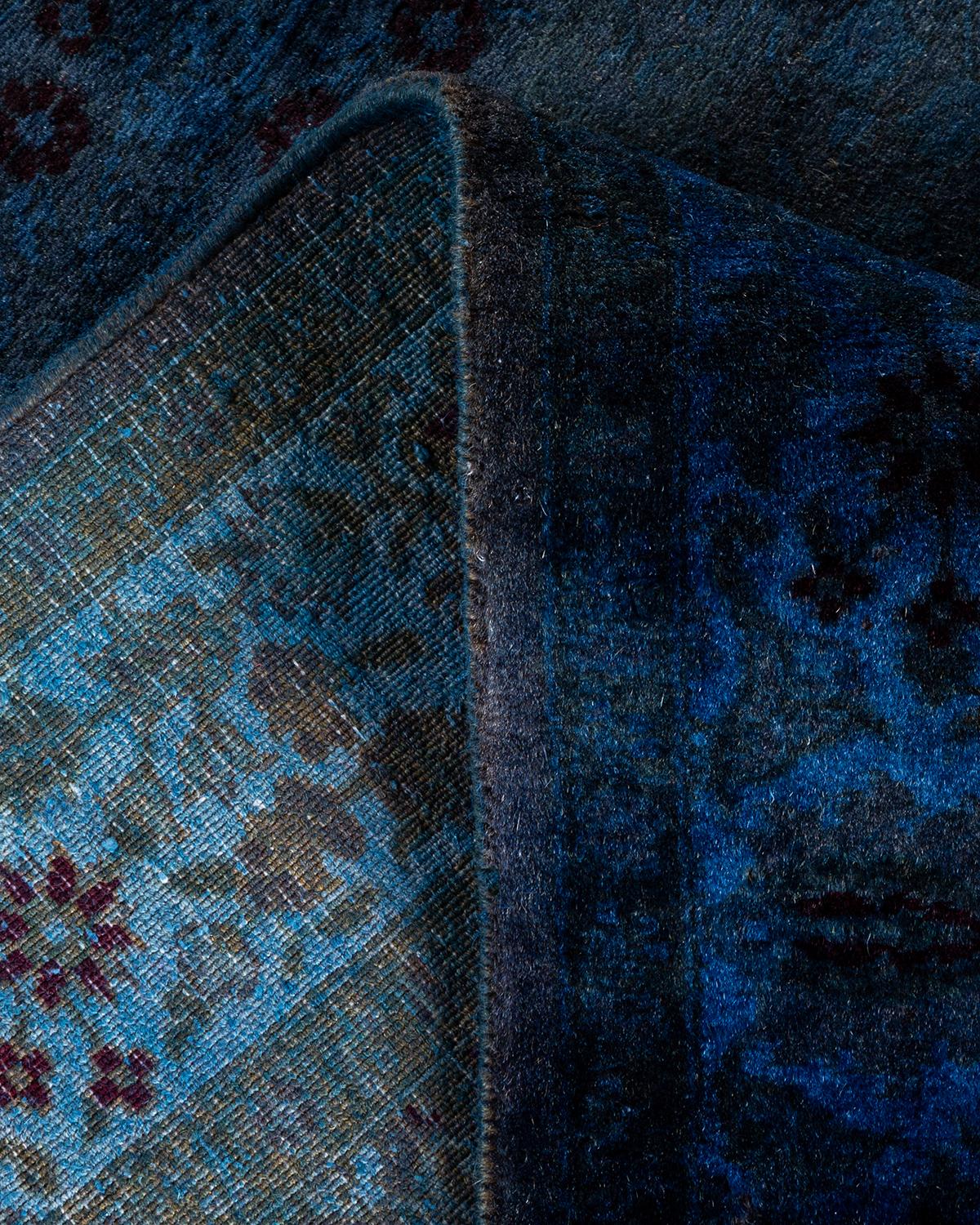 Contemporary Overdyed Hand Knotted Wool Navy Runner (Wolle) im Angebot