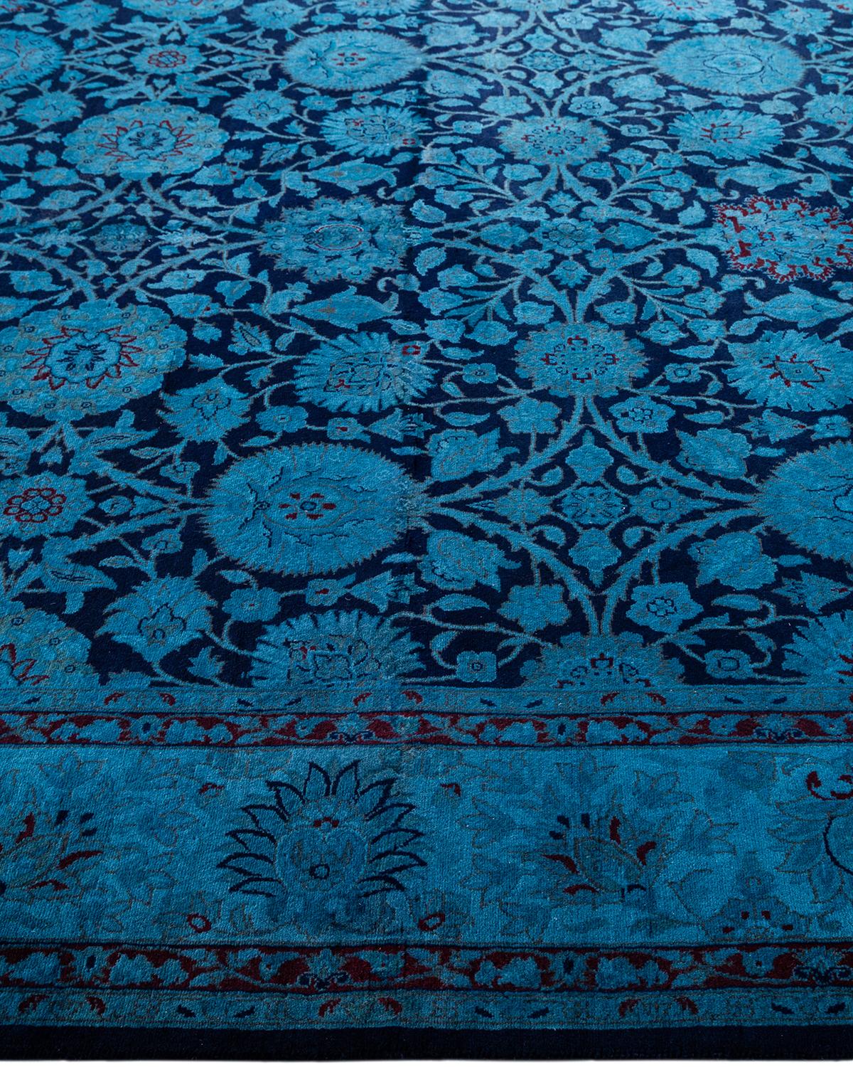 Contemporary Overdyed Hand Knotted Wool Navy Square Area Rug im Zustand „Neu“ im Angebot in Norwalk, CT