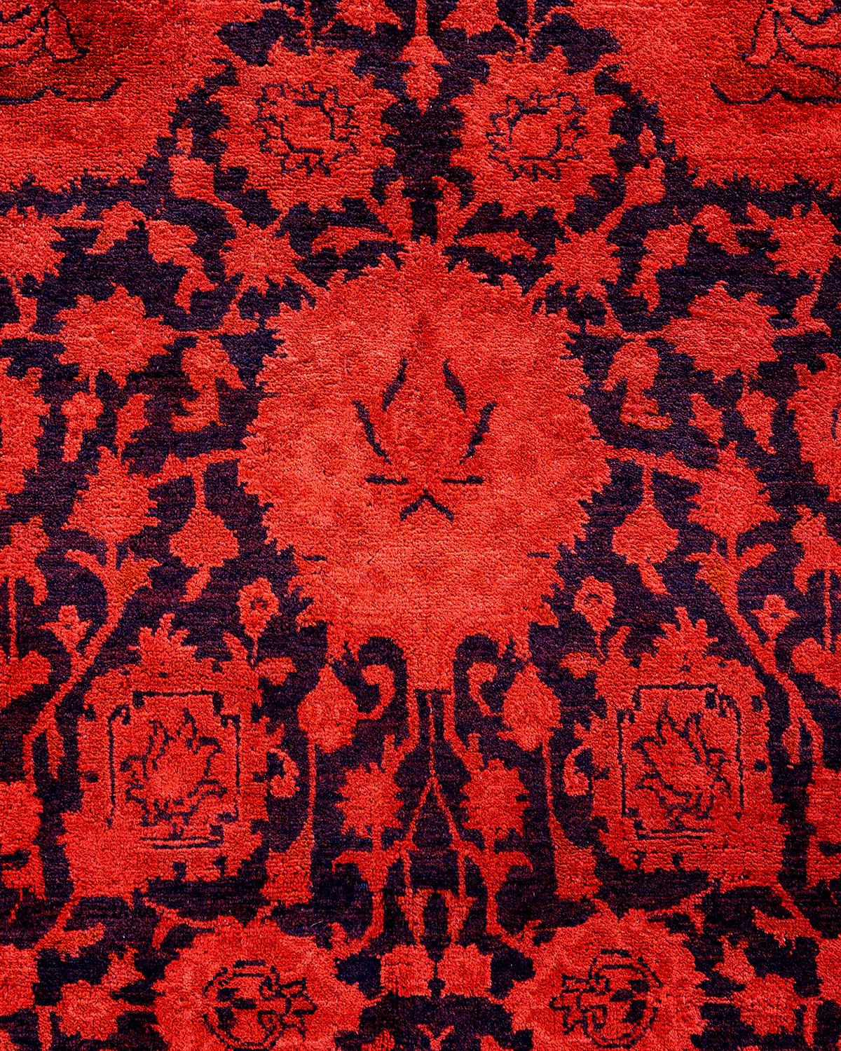 Contemporary Overdyed Hand Knotted Wool Orange Area Rug (Pakistanisch) im Angebot