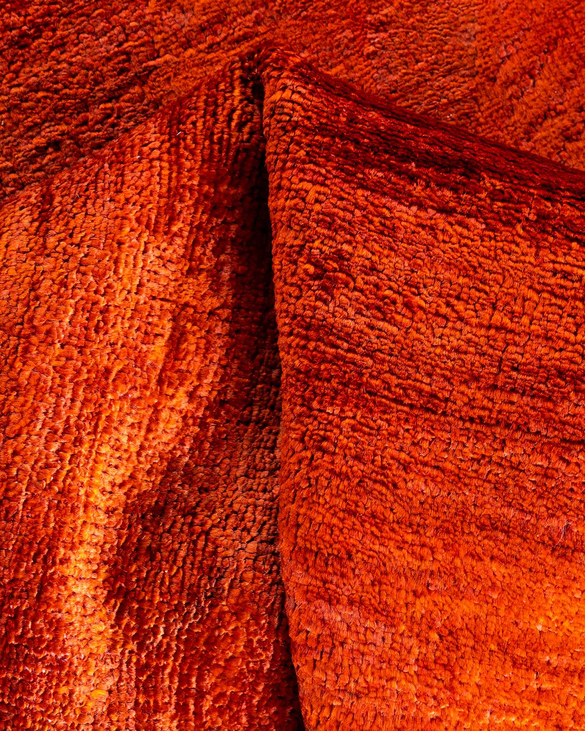 Tapis Contemporary en laine surteinte nouée à la main Orange en vente 1