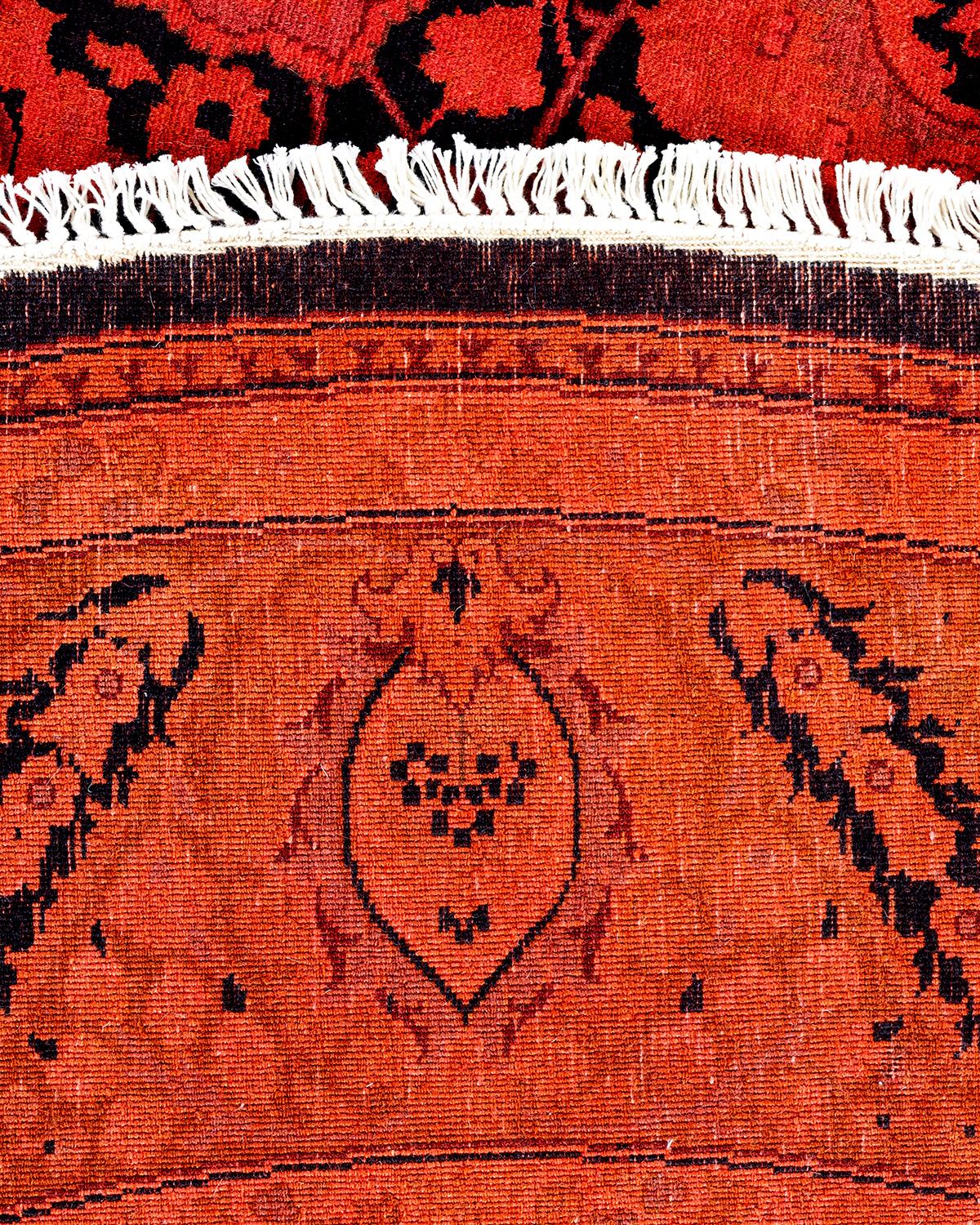 Contemporary Overdyed Hand Knotted Wool Orange Round Area Rug (21. Jahrhundert und zeitgenössisch) im Angebot