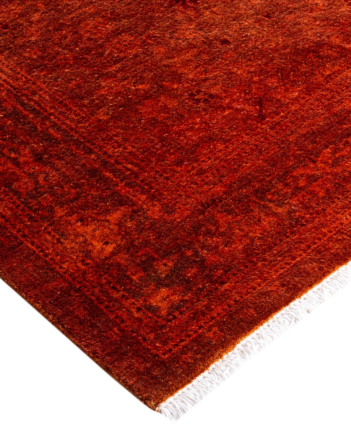 Vibrance-Teppiche sind der Inbegriff von Klassik mit Pfiff: traditionelle Muster in leuchtenden Farben gefärbt. Jeder handgeknüpfte Teppich wird mit einem 100 % natürlichen botanischen Farbstoff gewaschen, der verborgene Nuancen in den Mustern