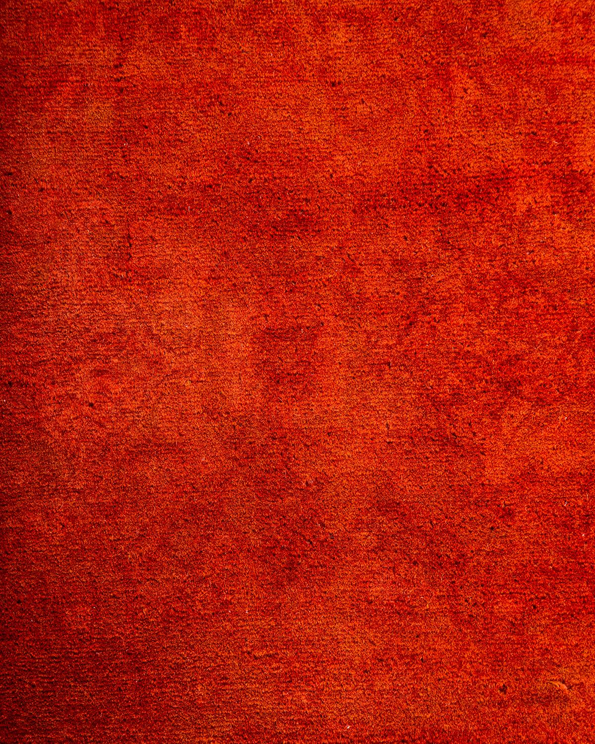 Pakistanais Chemin de table contemporain en laine surteinte nouée à la main orange en vente