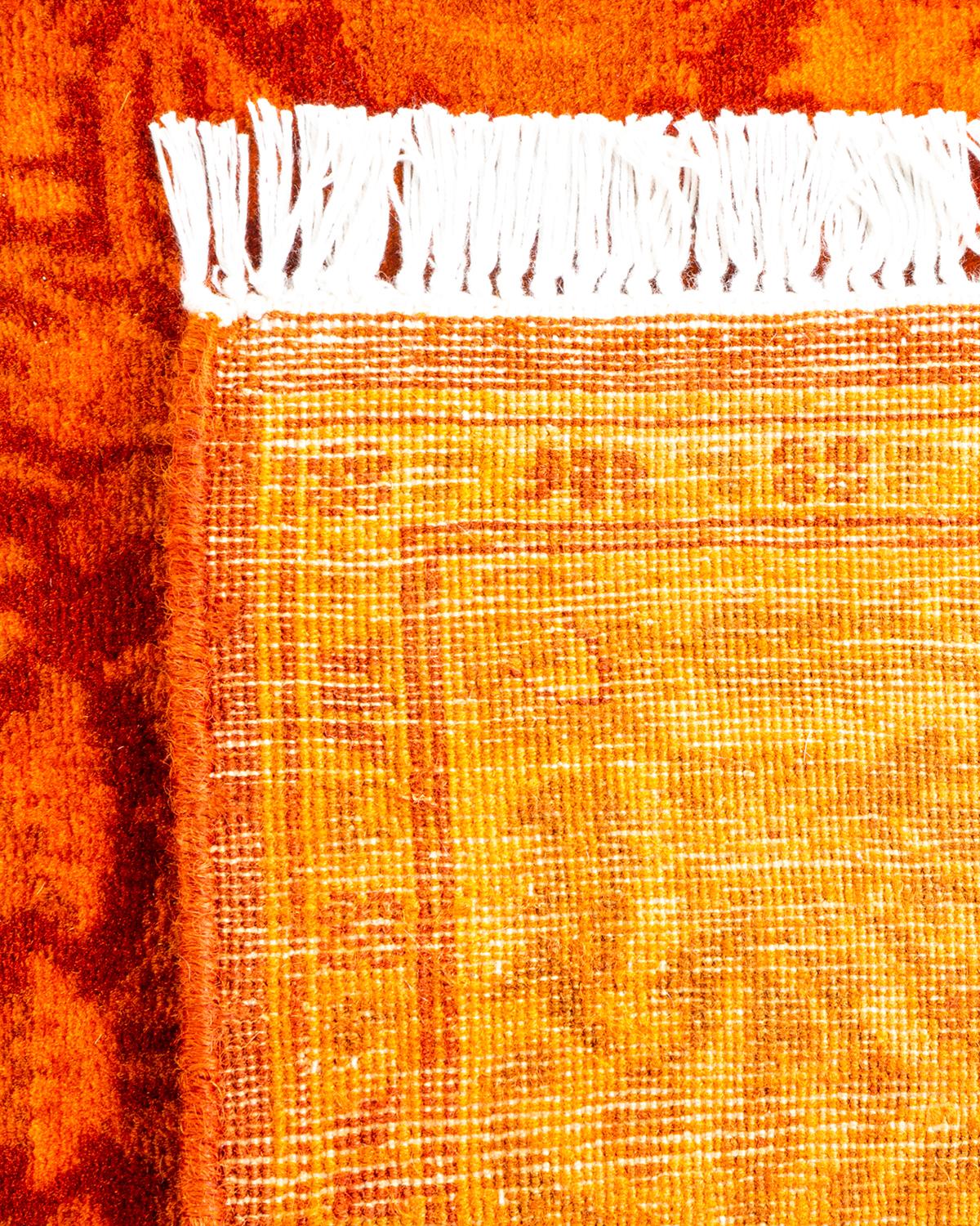 Contemporary Overdyed Hand Knotted Wool Orange Runner (21. Jahrhundert und zeitgenössisch) im Angebot