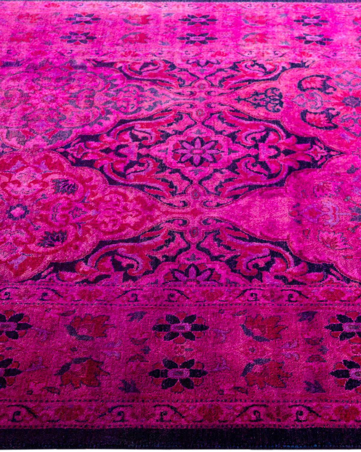 Alfombra de lana teñida a mano de color rosa 4' 1
