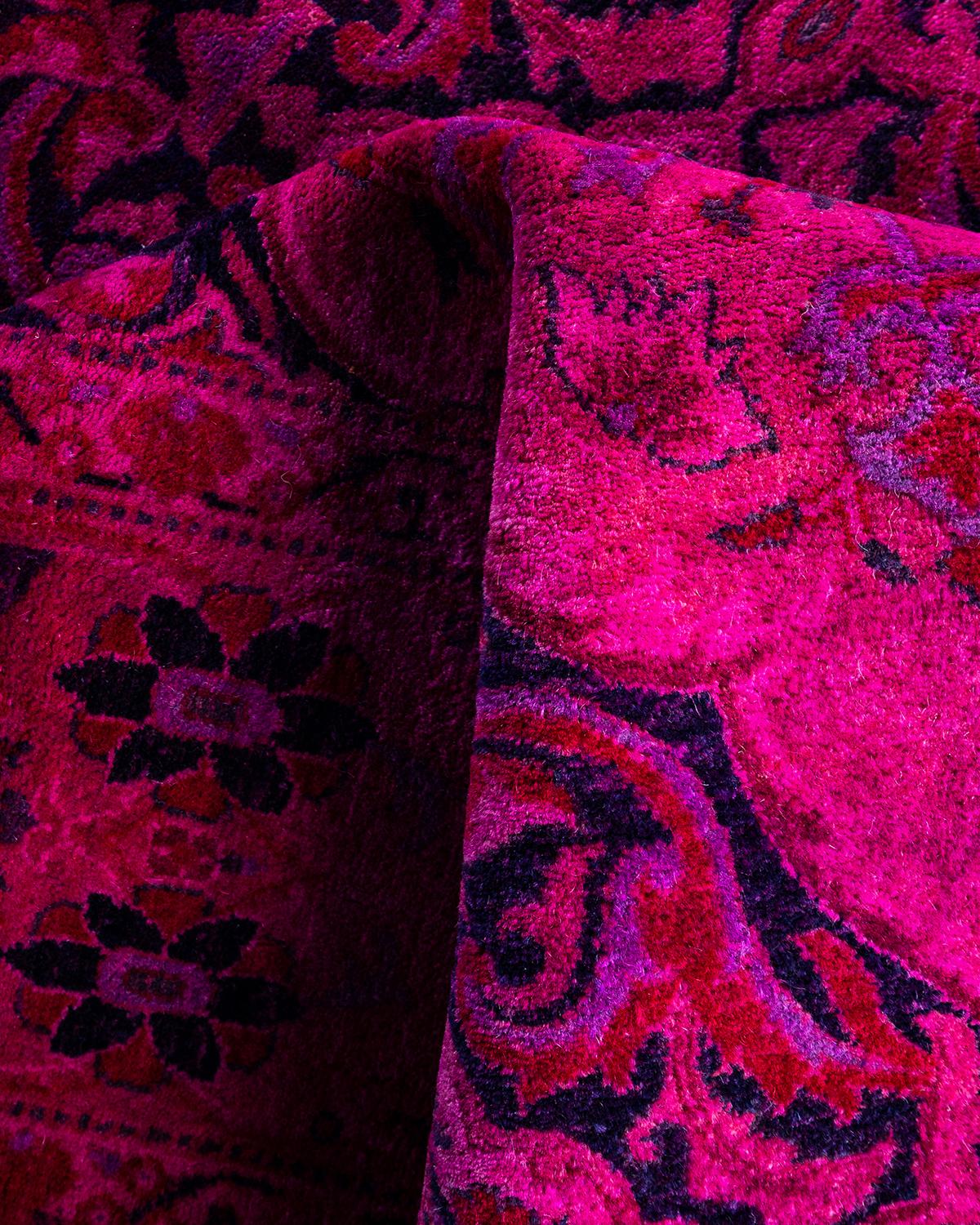 Alfombra de lana teñida a mano de color rosa 4' 1