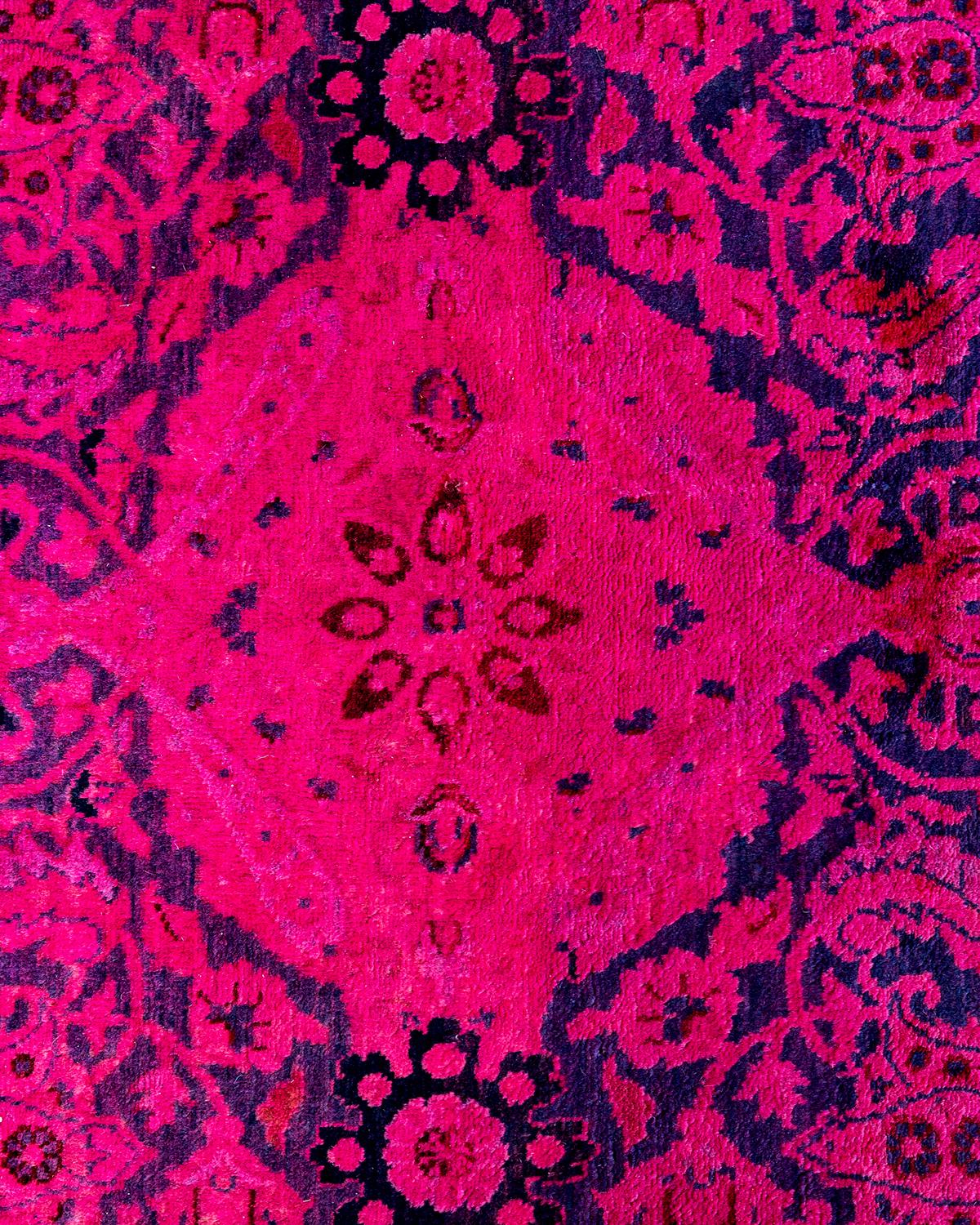 Pakistanais Contemporary Overdyed Hand Knotsted Wool Pink Area Rug 4' 2