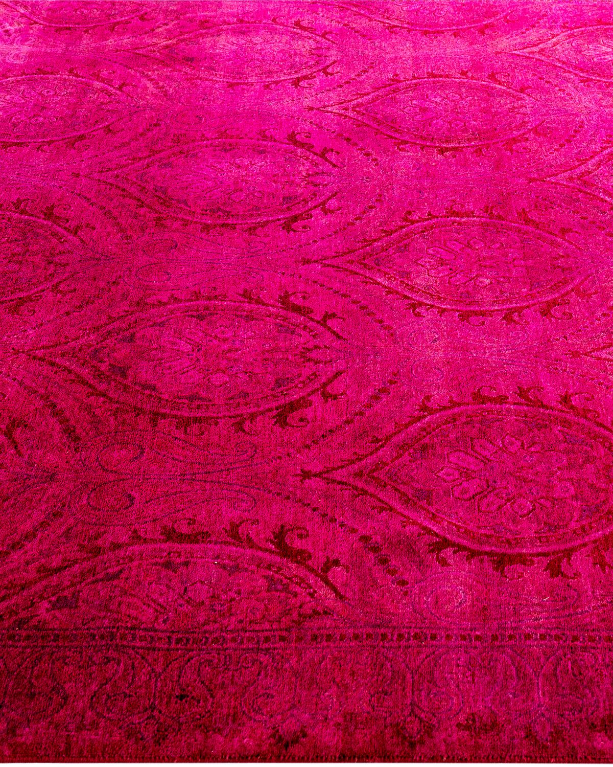 Alfombra contemporánea de lana teñida a mano de color rosa 6' 3