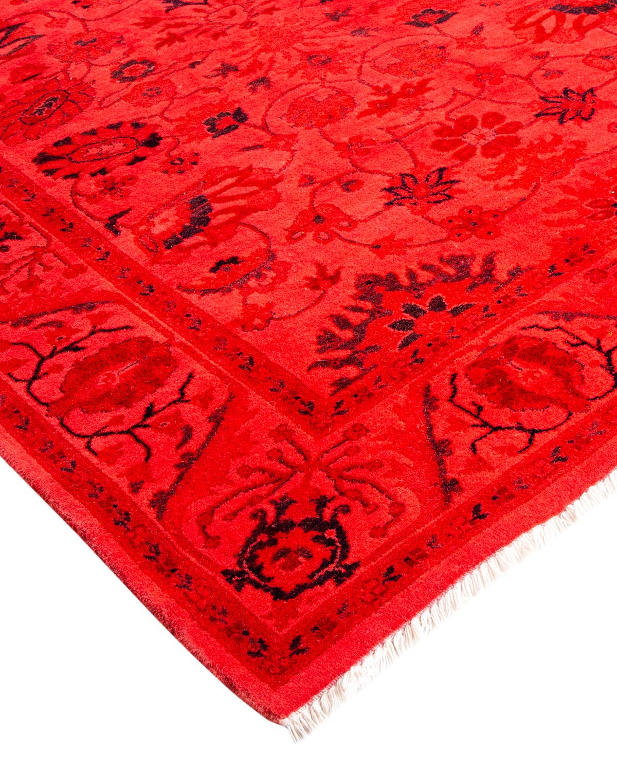 I tappeti Vibrance rappresentano il classico con un tocco di classe: motivi tradizionali sovratinti con colori brillanti. Ogni tappeto annodato a mano viene lavato con una tintura botanica naturale al 100% che rivela le sfumature nascoste nei