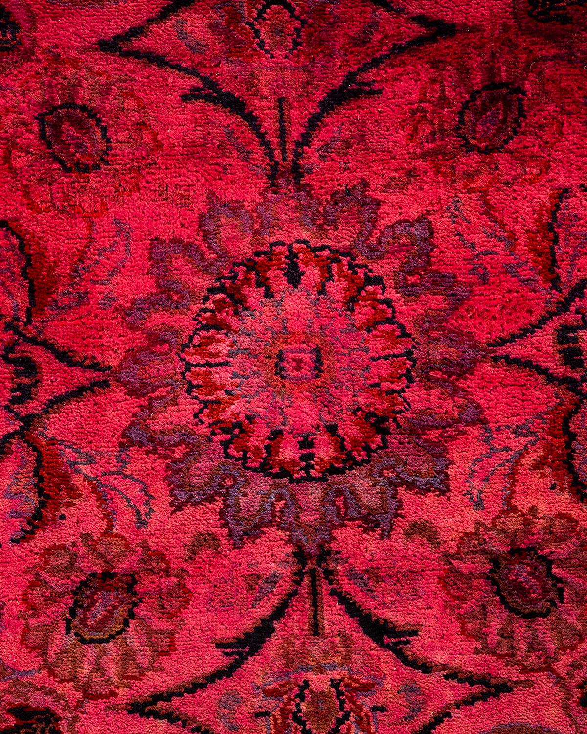 Pakistanais Tapis Contemporary en laine surteinte nouée à la main rose en vente