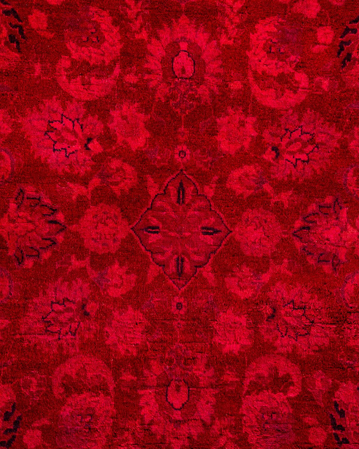 Pakistano Contemporary Overdyed Hand Knotted Wool Pink Area Rugs (Tappeto rosa in lana) in vendita