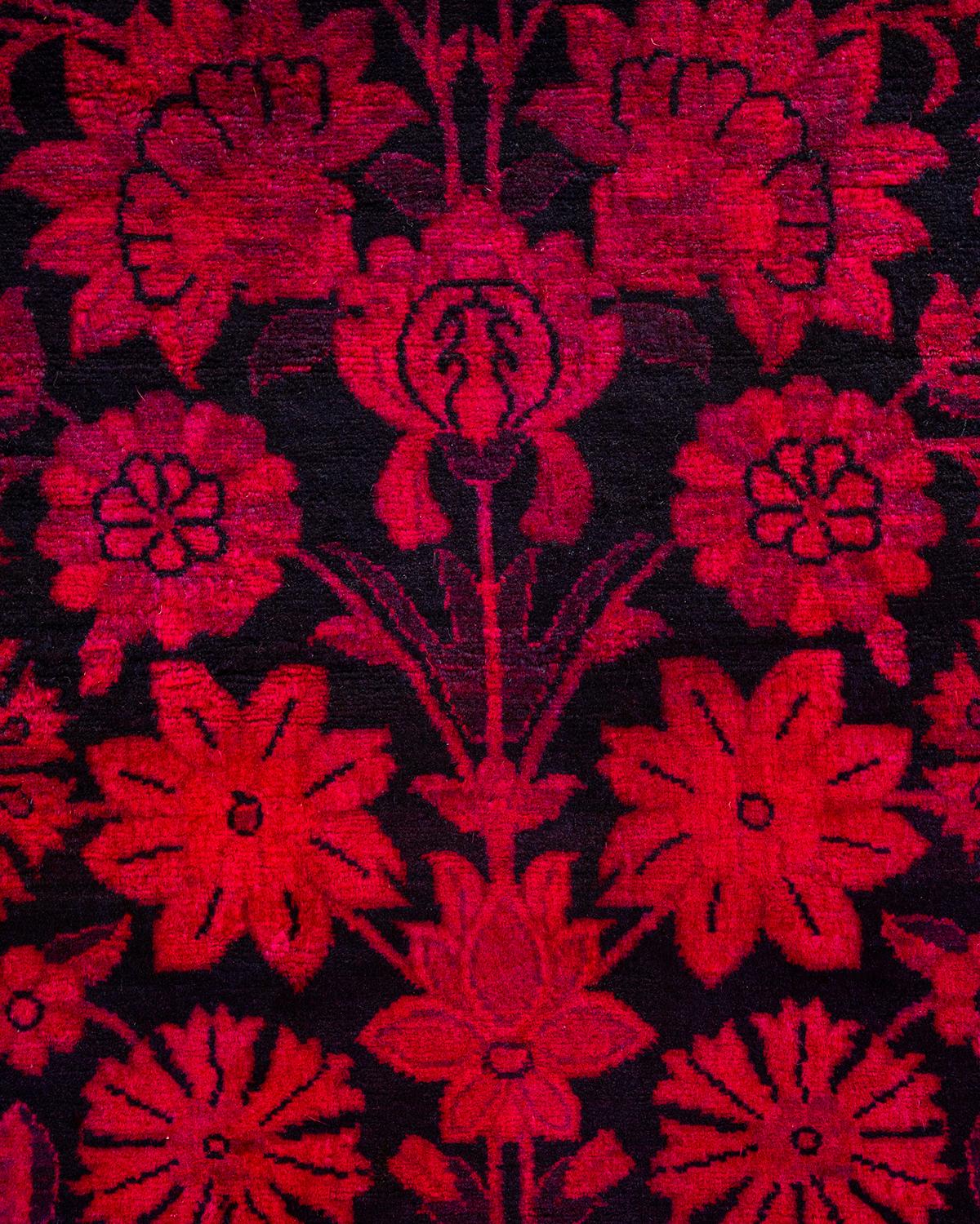 Pakistanais Tapis Contemporary en laine surteinte nouée à la main rose en vente