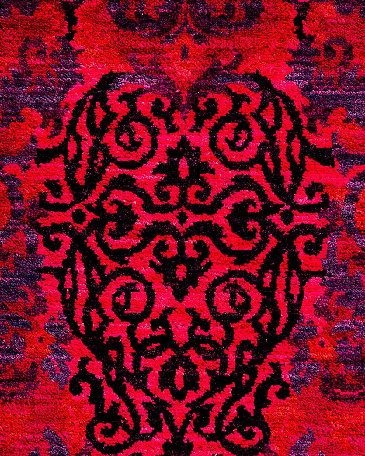 Contemporary Overdyed Hand Knotted Wool Pink Area Rug (Pakistanisch) im Angebot