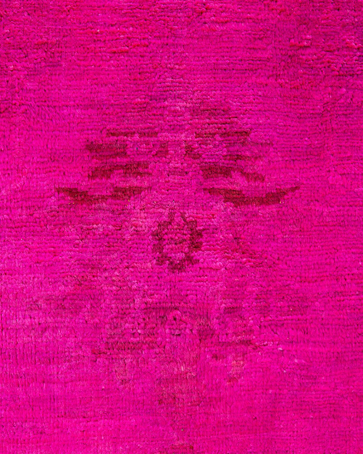 Pakistanais Tapis Contemporary en laine surteinte nouée à la main rose en vente
