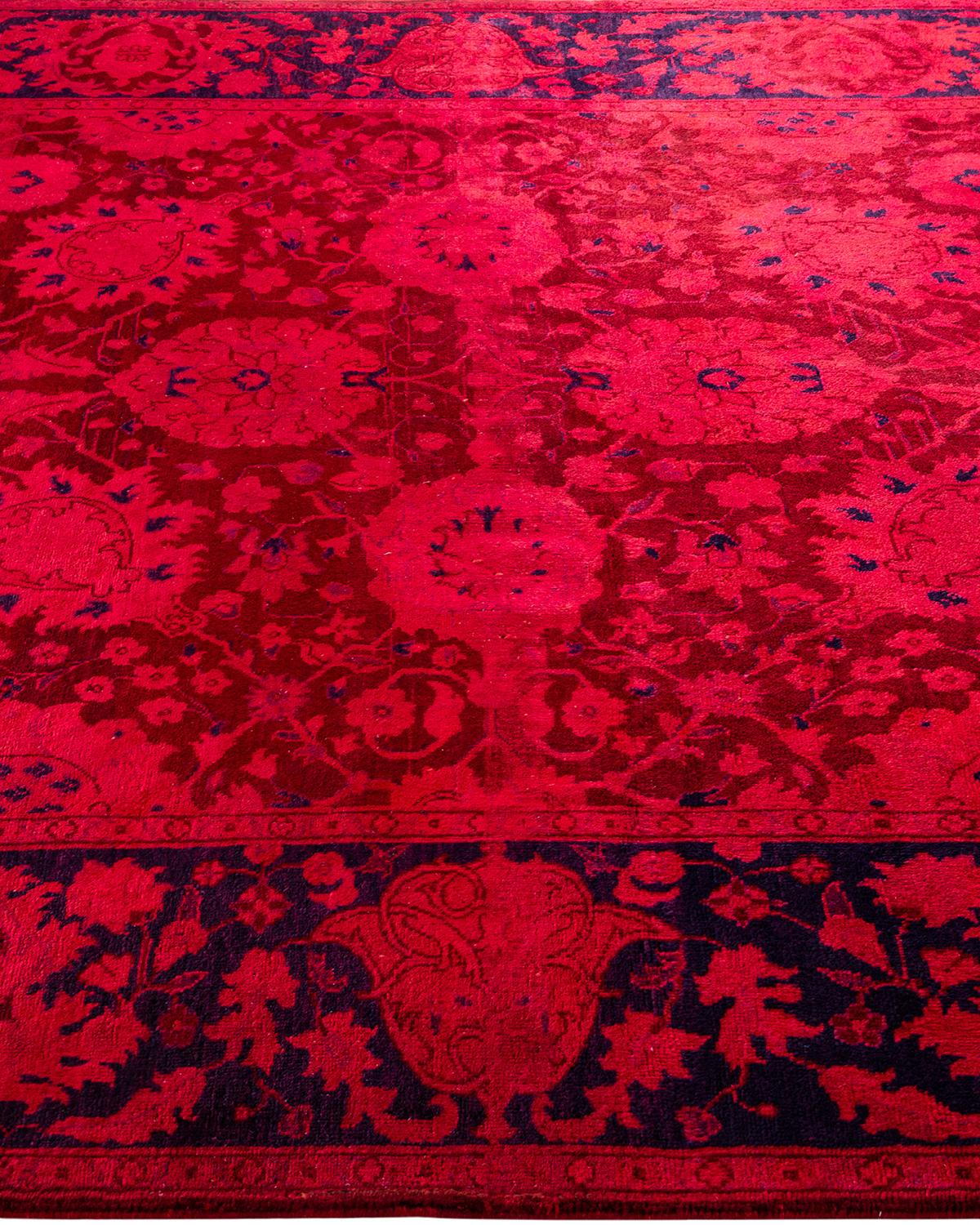 Contemporary Overdyed Hand Knotted Wool Pink Area Rugs (Tappeto rosa in lana) In condizioni Nuovo in vendita a Norwalk, CT