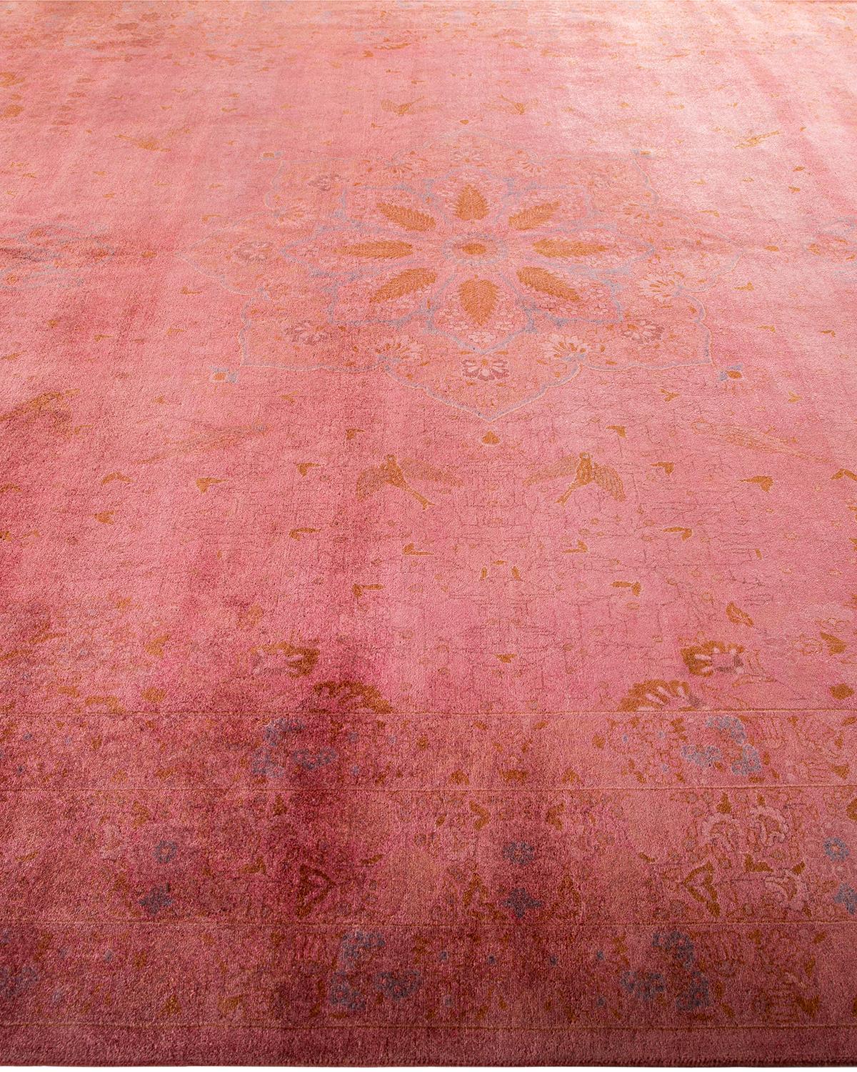 Alfombra de lana teñida a mano contemporánea rosa en Nuevo estado para la venta en Norwalk, CT