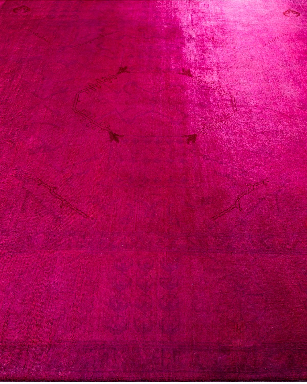 Contemporary Overdyed Hand Knotted Wool Pink Area Rug im Zustand „Neu“ im Angebot in Norwalk, CT